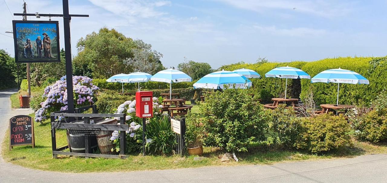 Cornish Arms Inn Port Isaac 2 Miles Pendoggett Dış mekan fotoğraf
